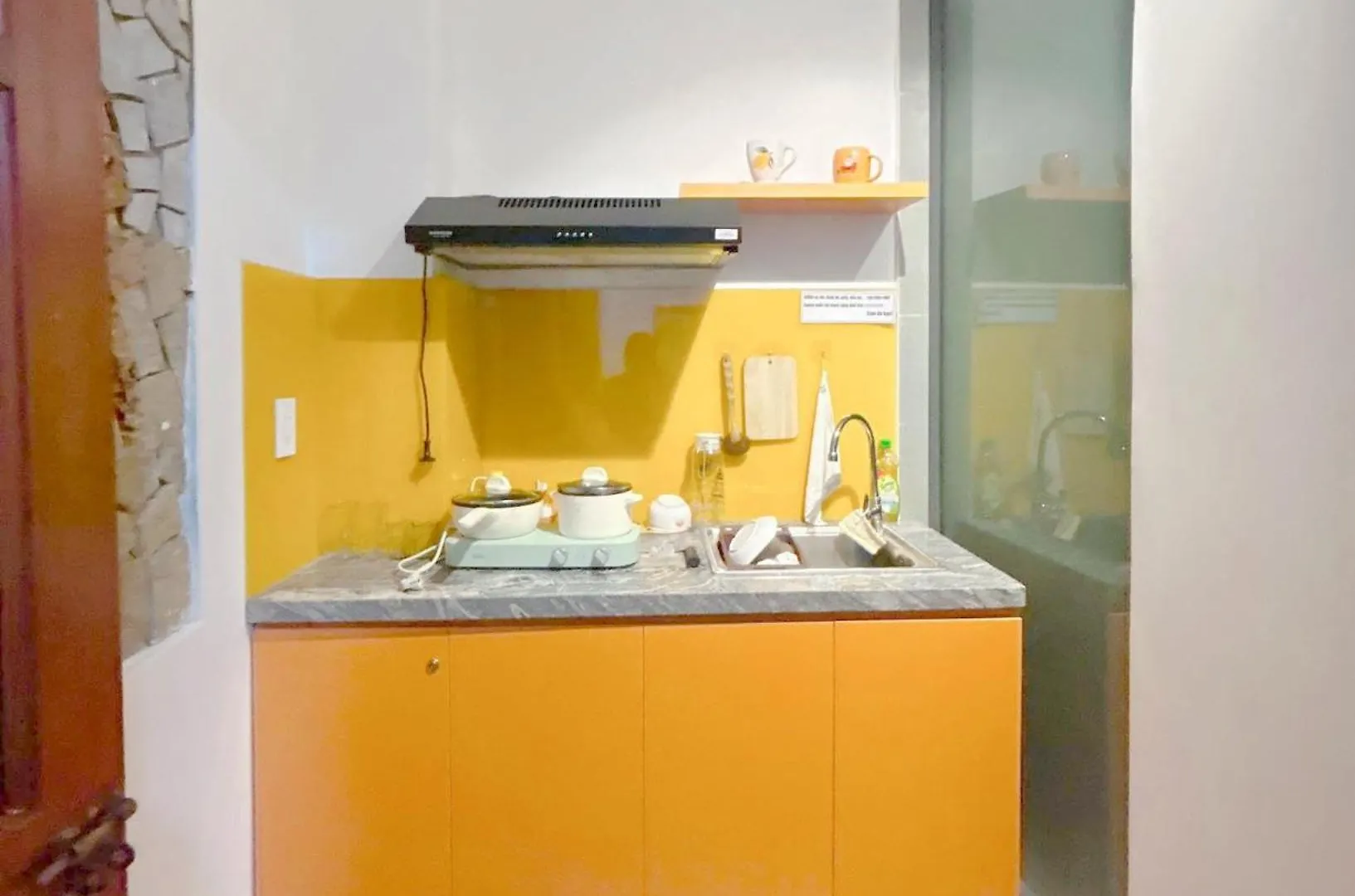 December Homestay Studio 2 Ho Chi Minh City